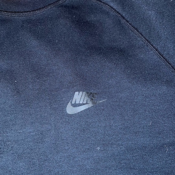 Nike tech fleece sweater - Picture 4 of 8